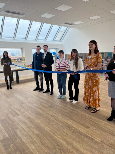 ZA SKLEM o.s. opened a Day Service Centre for PAS clients on the top floor of MORAVÁK